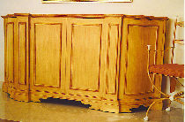 meuble peint et pâtiné style provençal sur mobilier MDF.